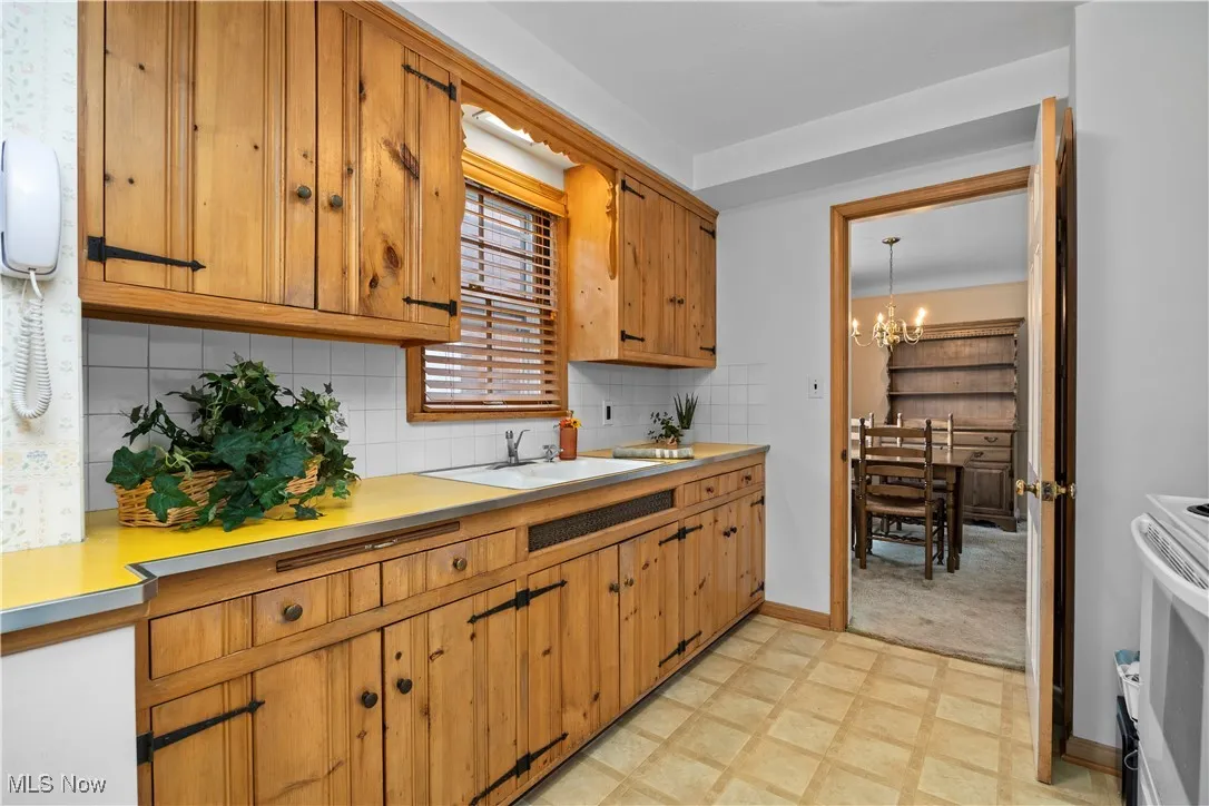 23935 E Oakland Road, Bay Village, Ohio 44140,MLS Now Listing ID