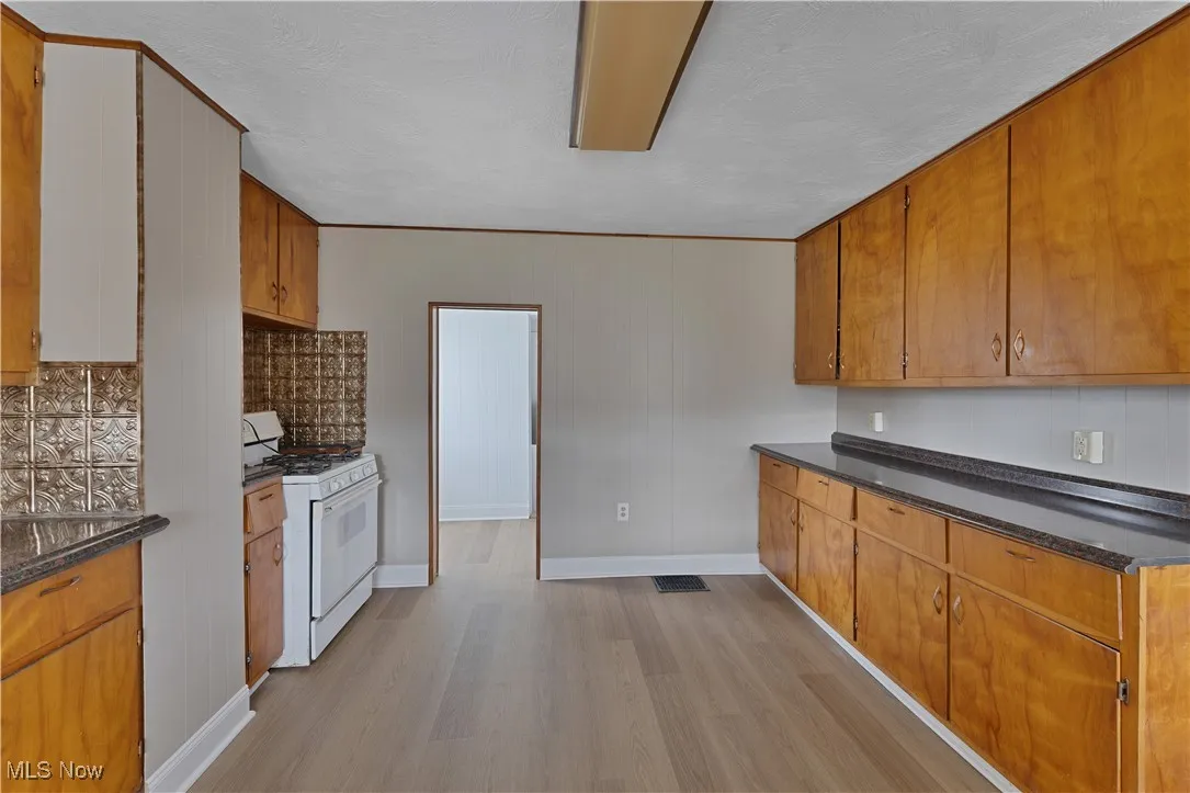 428 E Liberty Street, Lowellville, Ohio 44436,MLS Now Listing ID