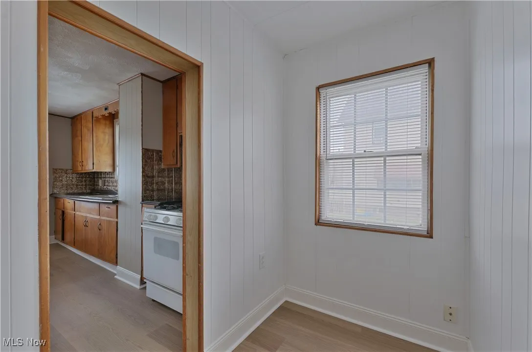 428 E Liberty Street, Lowellville, Ohio 44436,MLS Now Listing ID