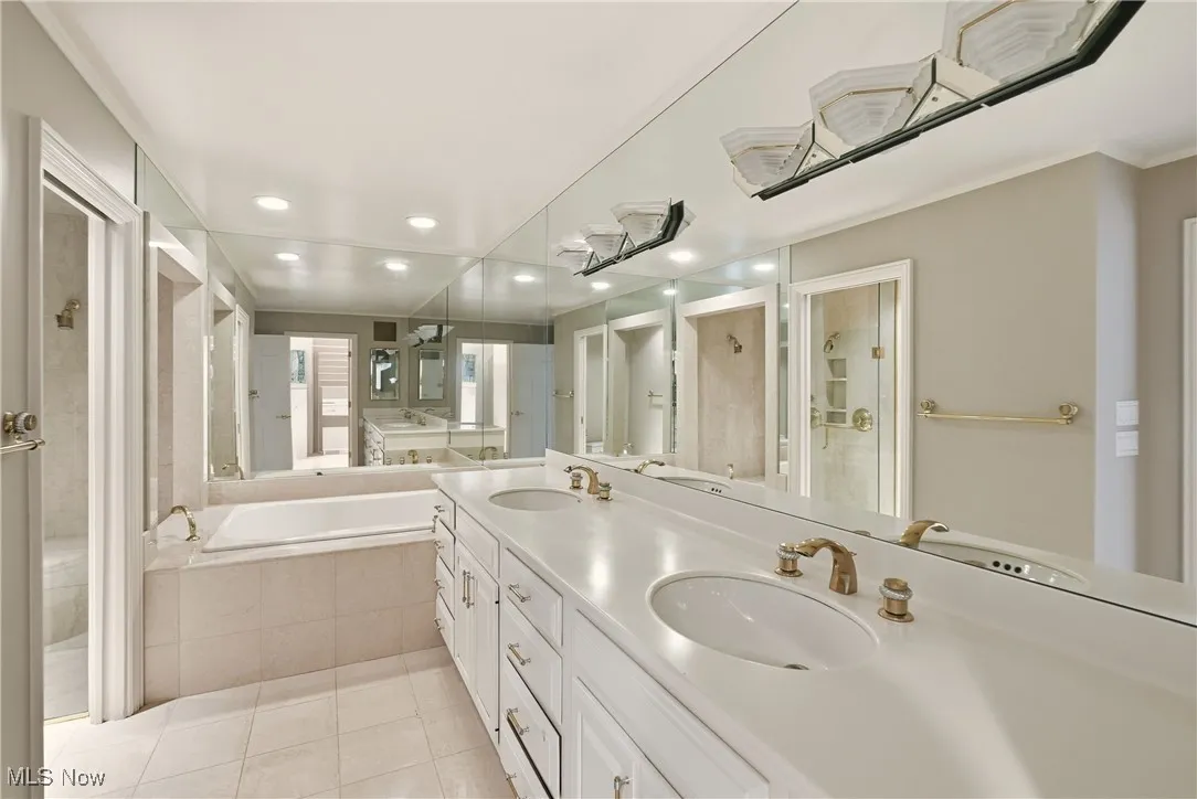 1029 Hillcreek Lane, Gates Mills, Ohio 44040,MLS Now Listing ID