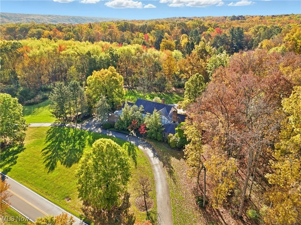 1029 Hillcreek Lane, Gates Mills, Ohio 44040,MLS Now Listing ID