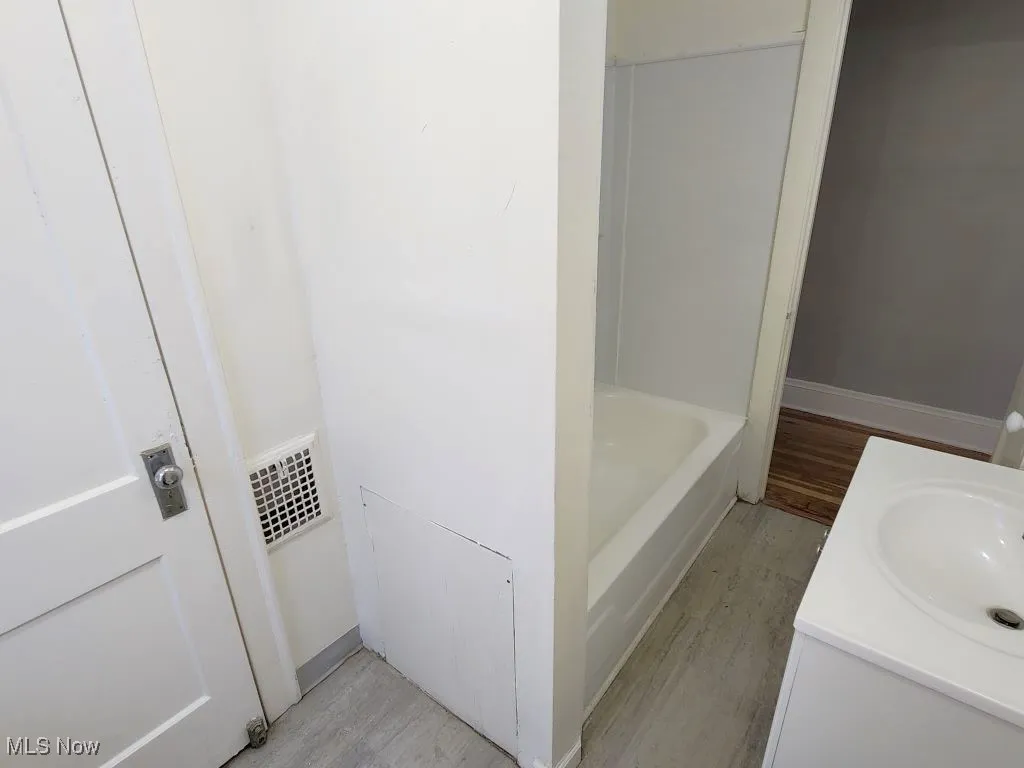 10118 Russell Avenue, Garfield Heights, Ohio 44125,MLS Now Listing ID