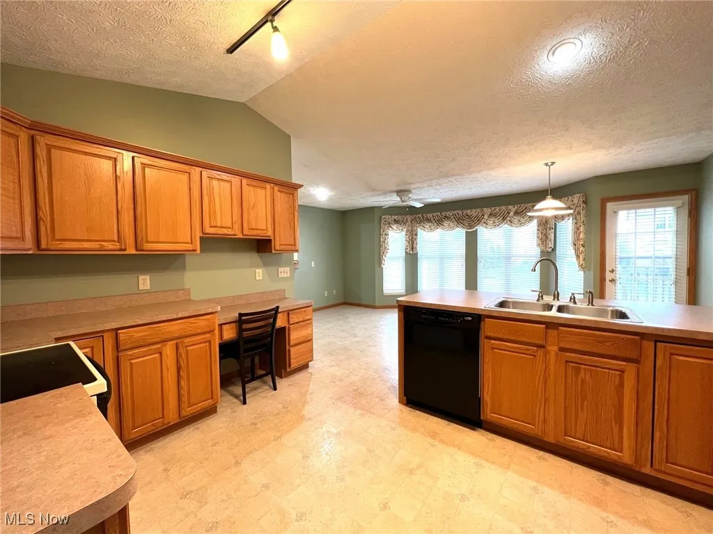 1536 Commodore Cove, Painesville, Ohio 44077,MLS Now Listing ID