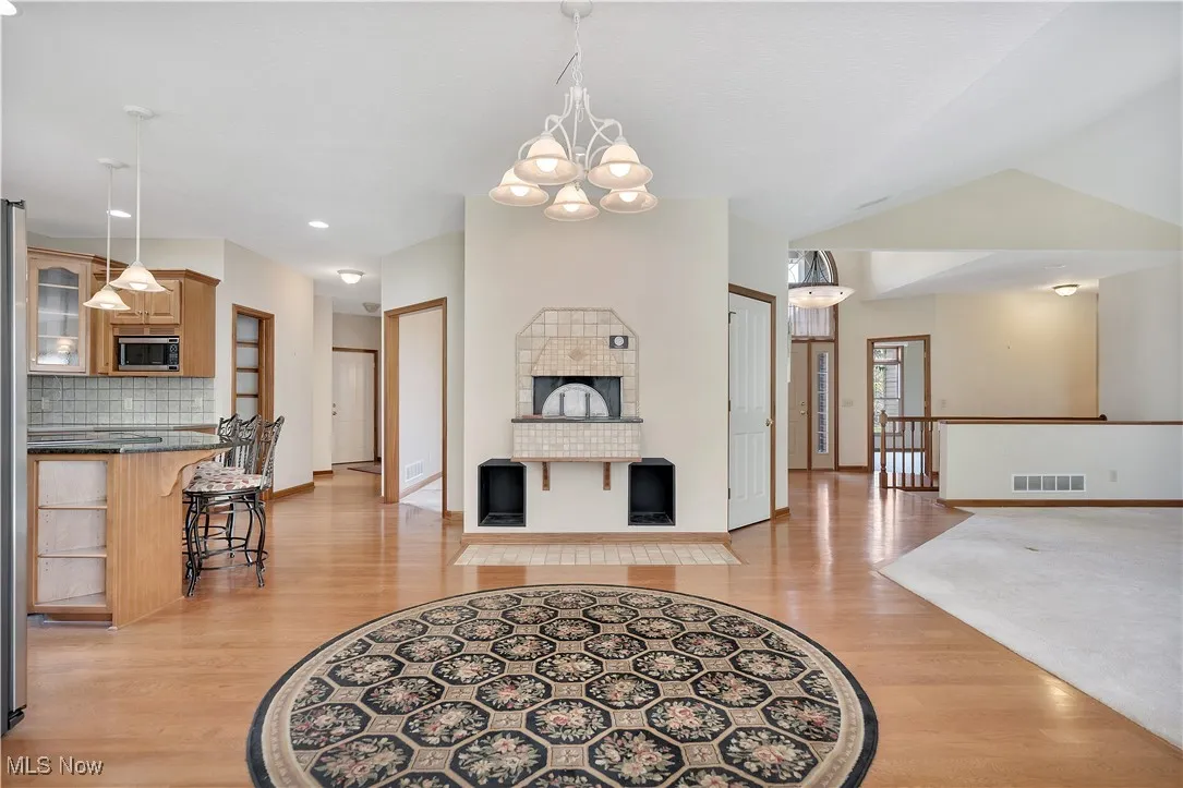 Built in Pizza Oven!