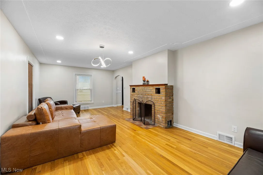 385 Hilliard Road, Elyria, Ohio 44035,MLS Now Listing ID