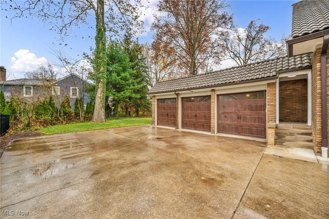 380 Elmwood Road, Rocky River, Ohio 44116,MLS Now Listing ID