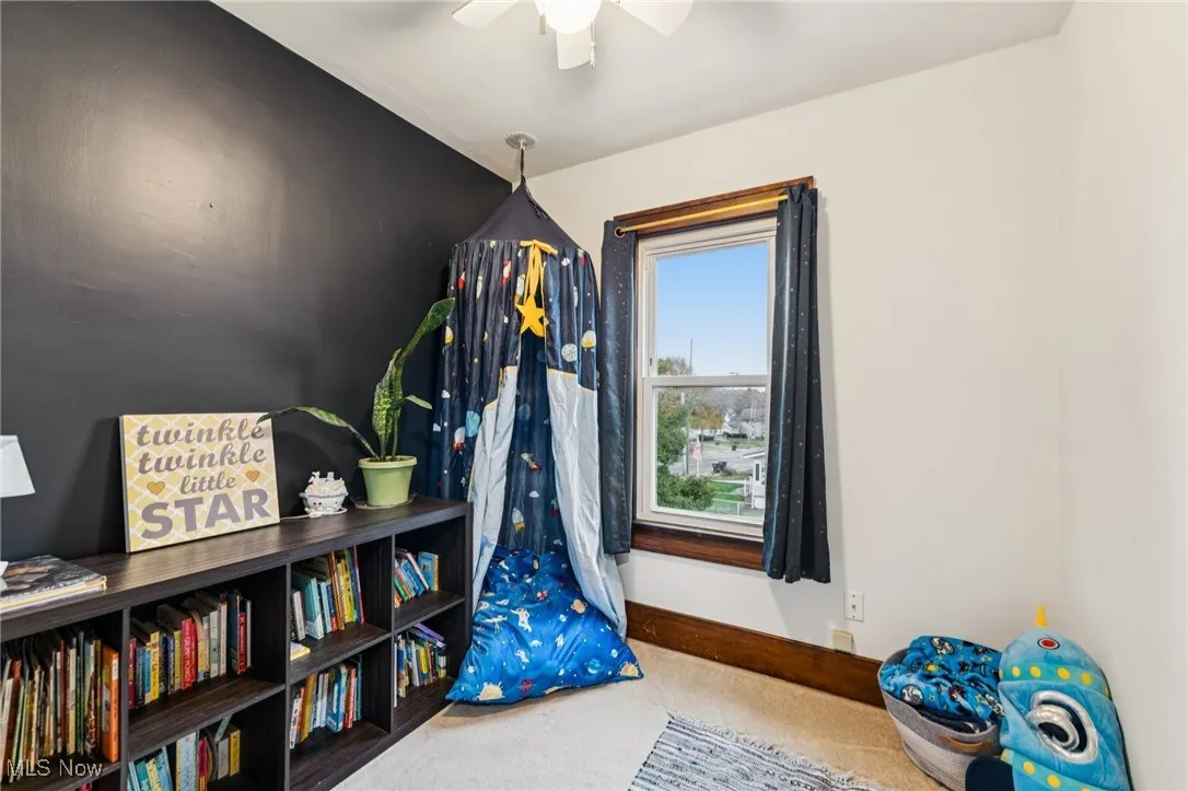 OFFICE OR ADDITIONAL BEDROOM