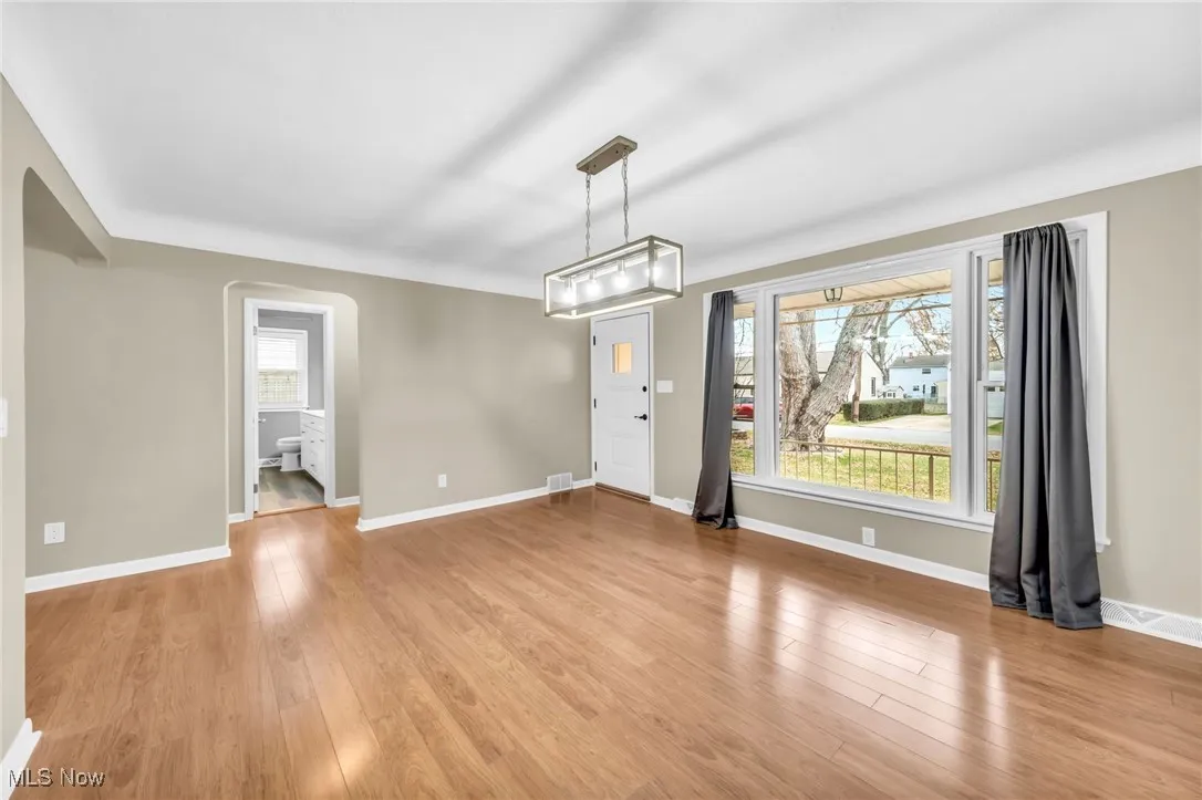 1238 E 343rd Street, Eastlake, Ohio 44095,MLS Now Listing ID