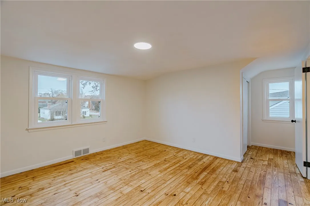 4971 S Sedgewick Road, Lyndhurst, Ohio 44124,MLS Now Listing ID