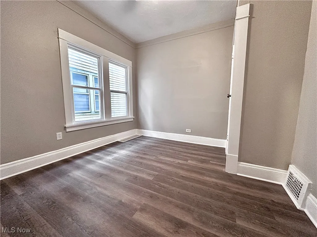 Front Down Unit - Bedroom