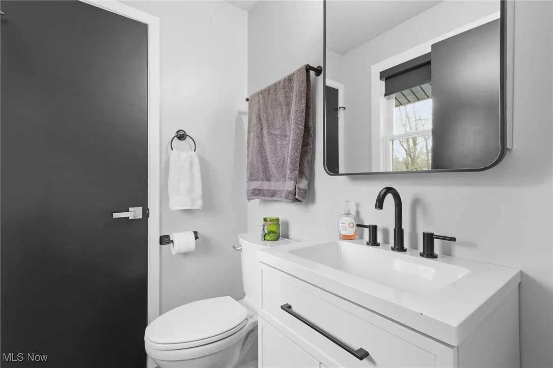 7801 Summerset Drive, Walton Hills, Ohio 44146,MLS Now Listing ID