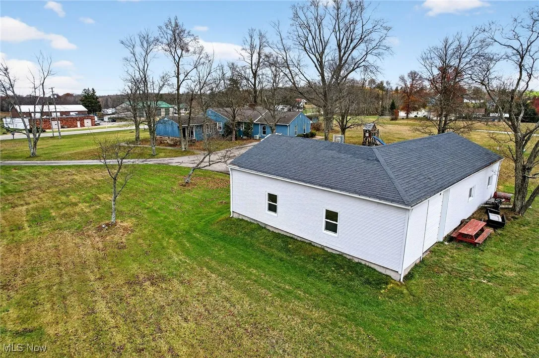 Garage, back and side view