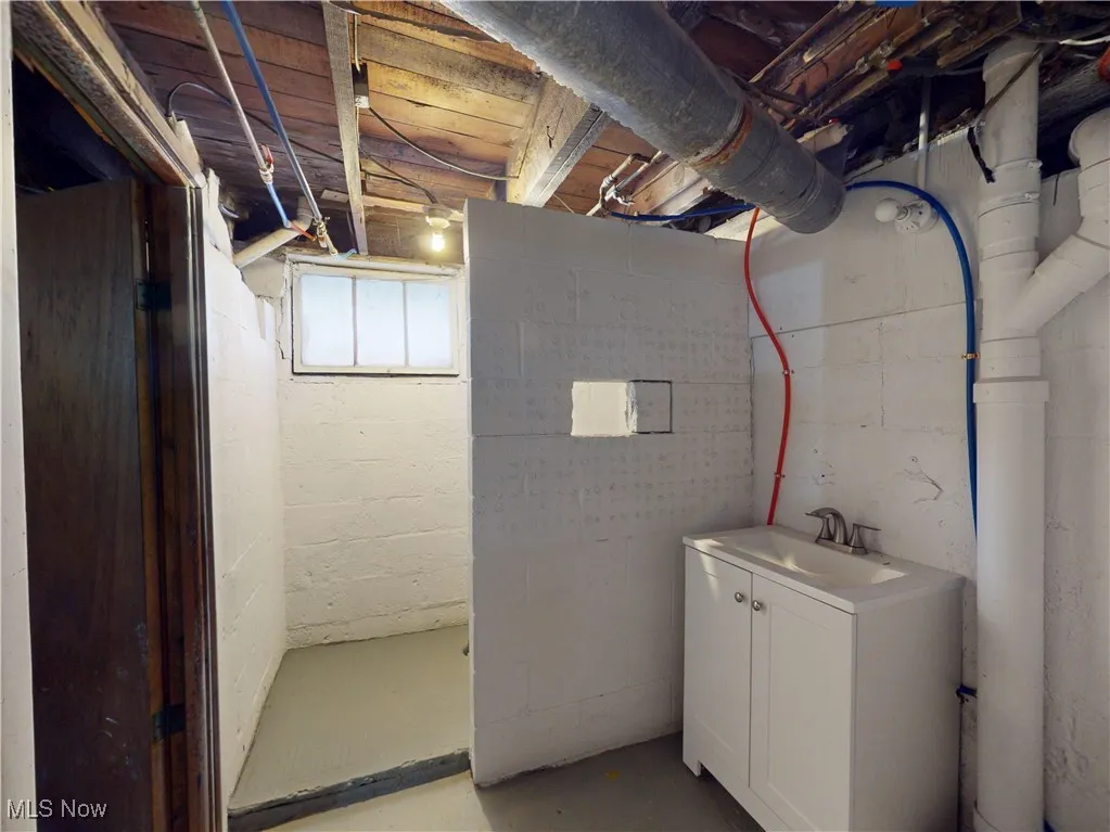 5954 Maplewood Road, Mayfield Heights, Ohio 44124,MLS Now Listing ID