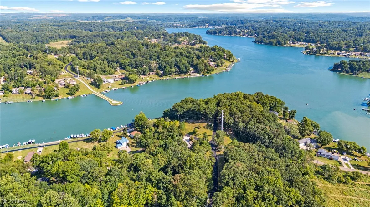 490 E Mohawk Drive, Malvern, Ohio 44644,MLS Now Listing ID