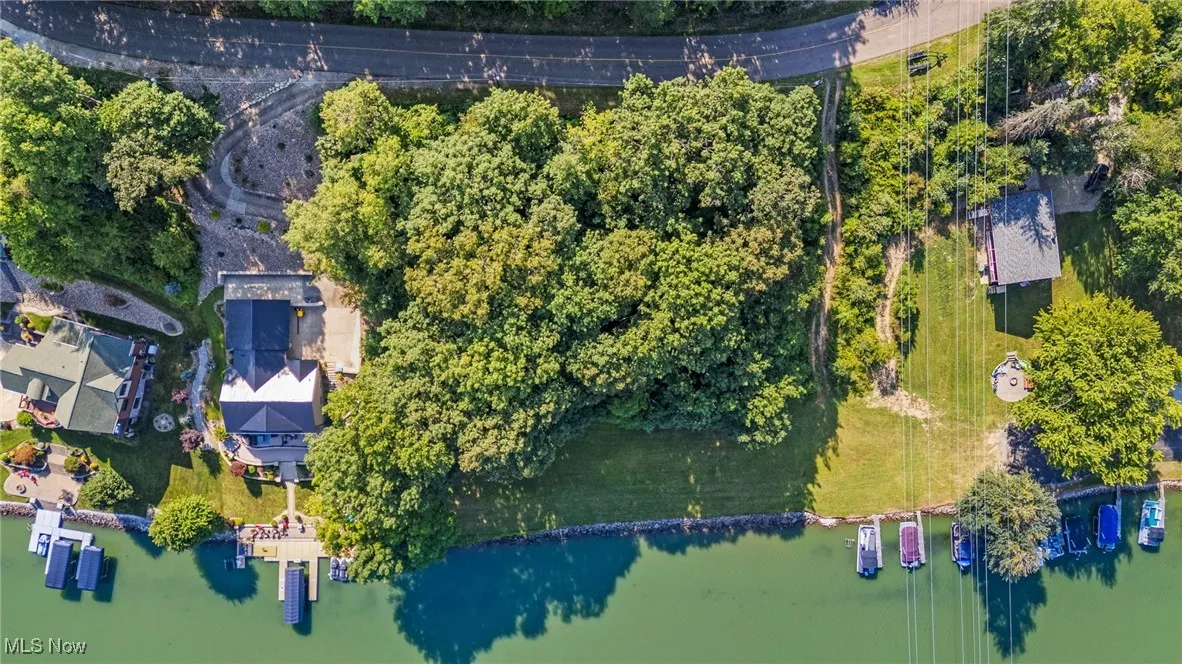 490 E Mohawk Drive, Malvern, Ohio 44644,MLS Now Listing ID