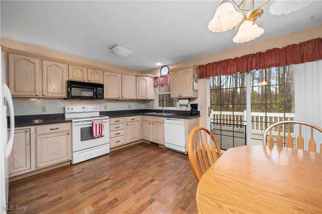 9159 E Windsor Drive, Olmsted Falls, Ohio 44138,MLS Now Listing ID