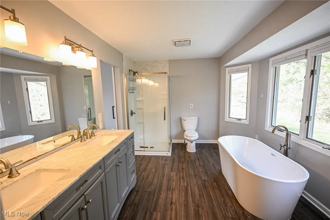 744 Lawrence Drive, Wadsworth, Ohio 44281,MLS Now Listing ID