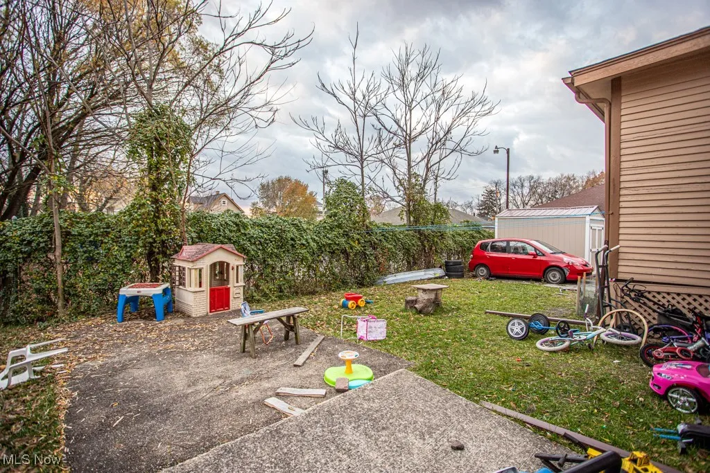 136 Charles Avenue, Warren, Ohio 44483,MLS Now Listing ID