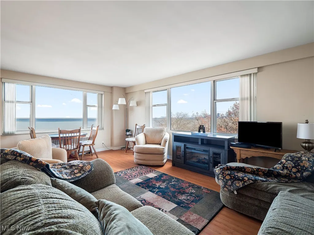 11850 Edgewater Drive # 512, Lakewood, Ohio 44107,MLS Now Listing ID