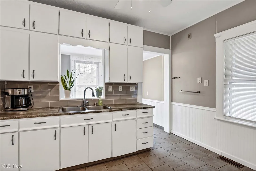 3910 Henritze Avenue, Cleveland, Ohio 44109,MLS Now Listing ID