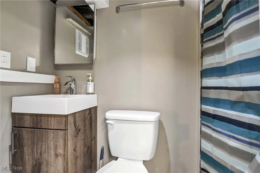 3910 Henritze Avenue, Cleveland, Ohio 44109,MLS Now Listing ID