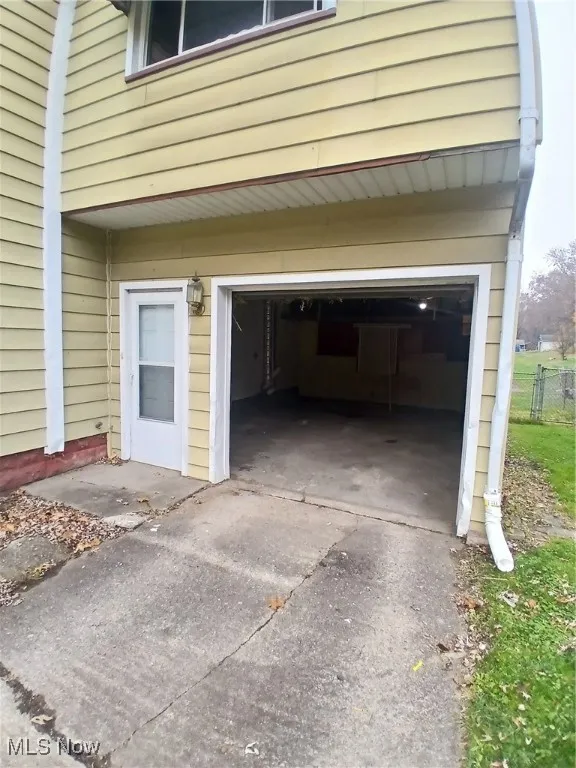 142 N Bridge Street, Struthers, Ohio 44471,MLS Now Listing ID