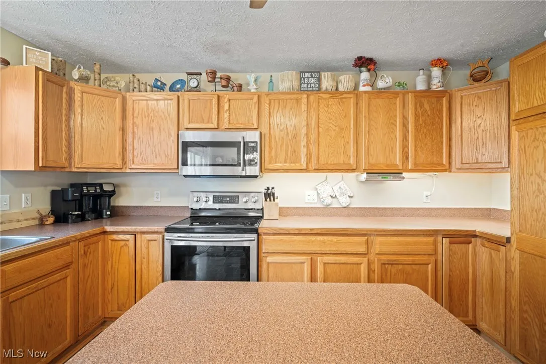 1121 Brittany Boulevard, Akron, Ohio 44312,MLS Now Listing ID