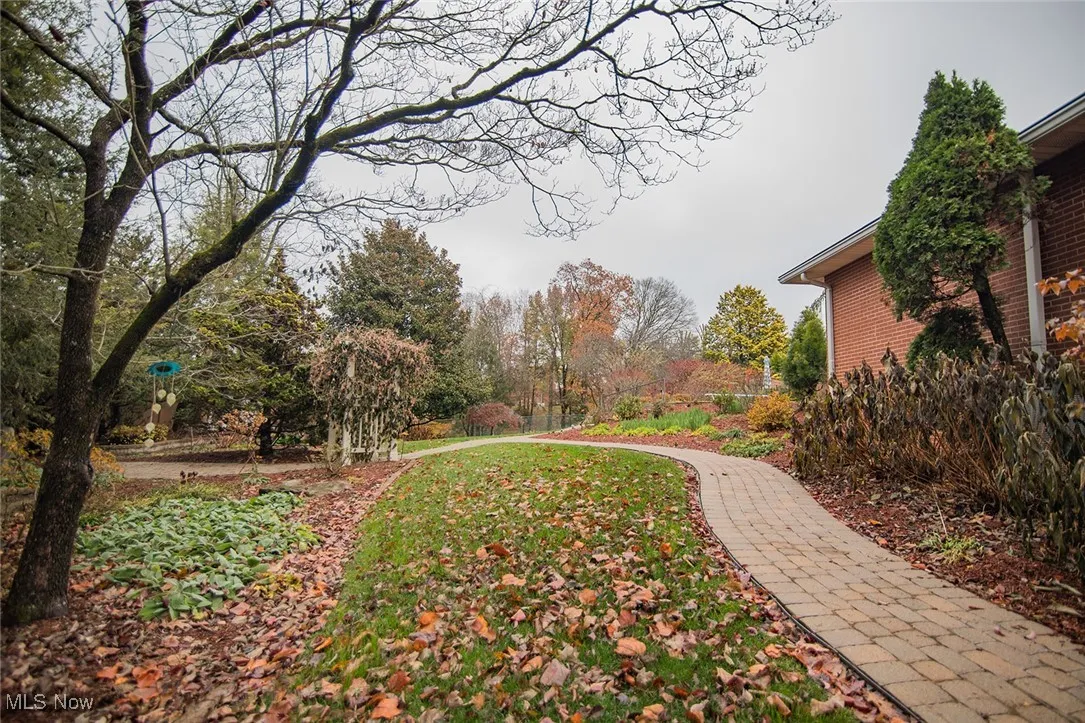 20 Meadowcrest Drive, Parkersburg, West Virginia 26104,MLS Now Listing ID