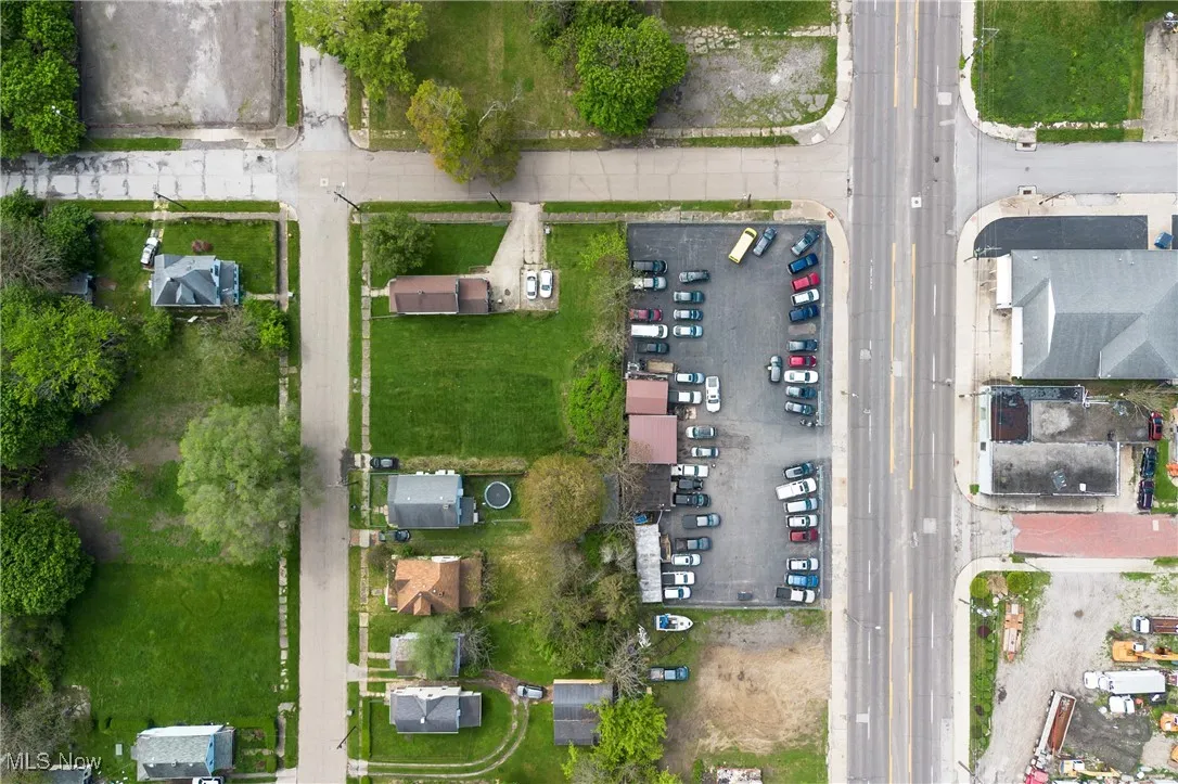 Aerial view of property's location
