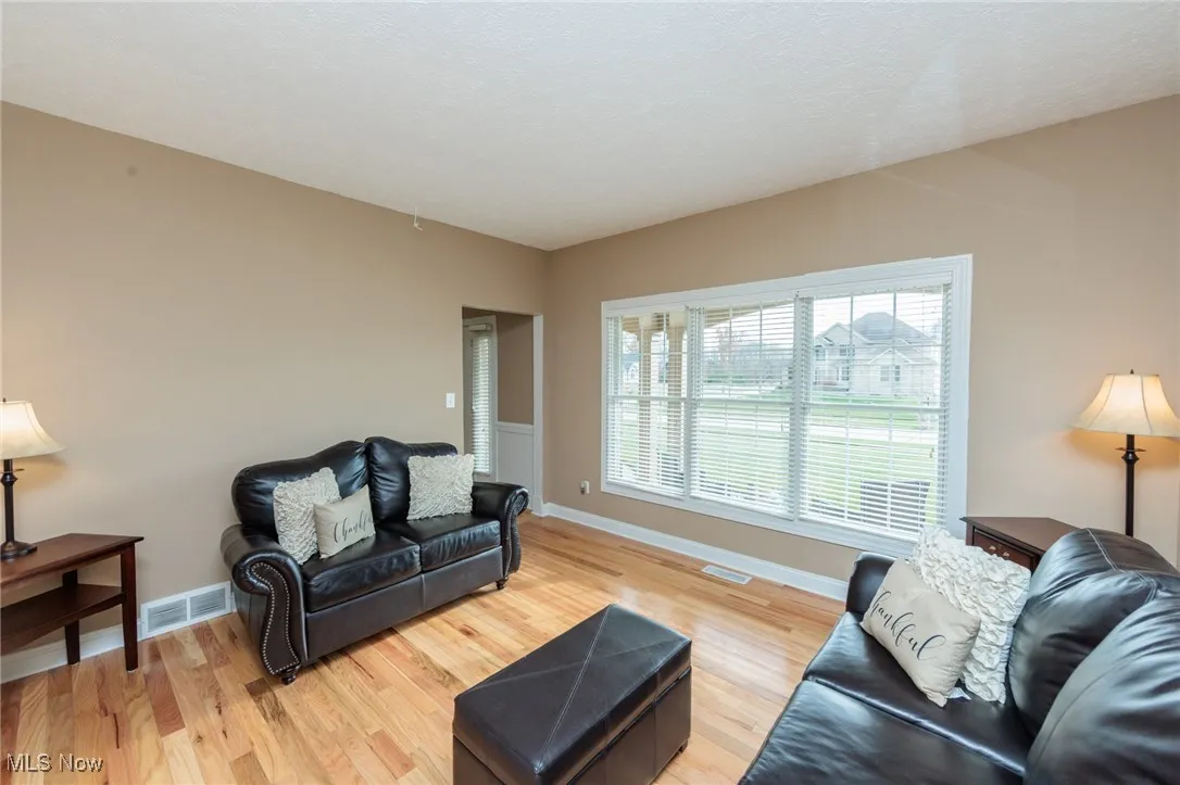 3204 Thorn Tree Drive, North Royalton, Ohio 44133,MLS Now Listing ID