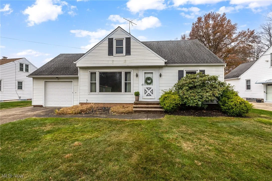 Welcome to 6512 Elmarge Dr!