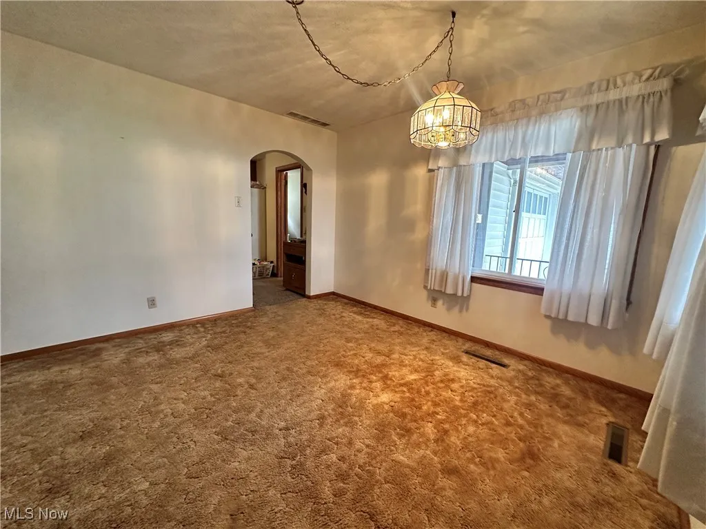 301 East Street, Caldwell, Ohio 43724,MLS Now Listing ID