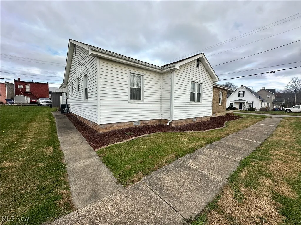 301 East Street, Caldwell, Ohio 43724,MLS Now Listing ID