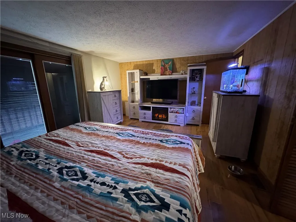 Second floor with balcony