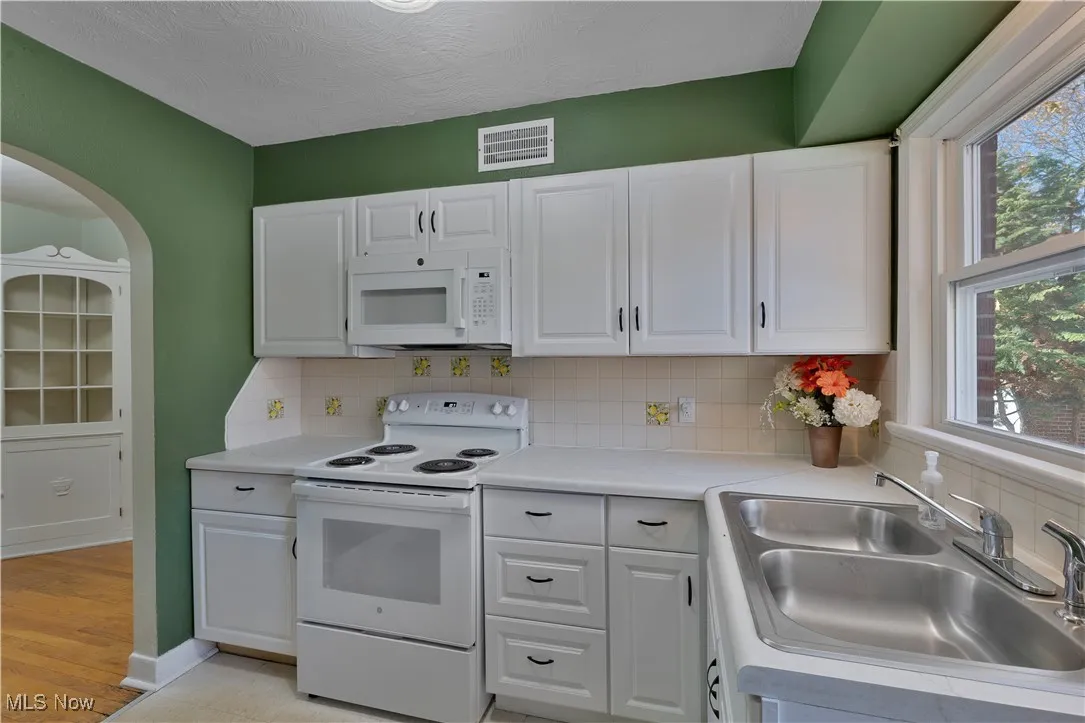 30 Upland Avenue, Youngstown, Ohio 44505,MLS Now Listing ID