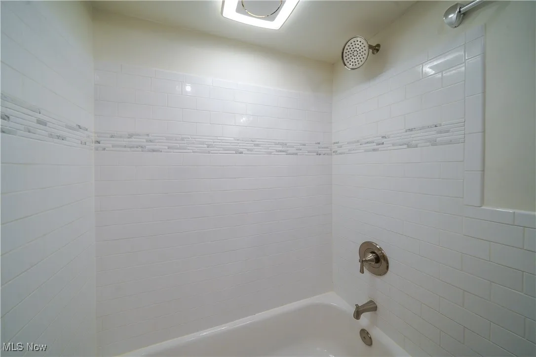 13433 Harlon Avenue, Lakewood, Ohio 44107,MLS Now Listing ID