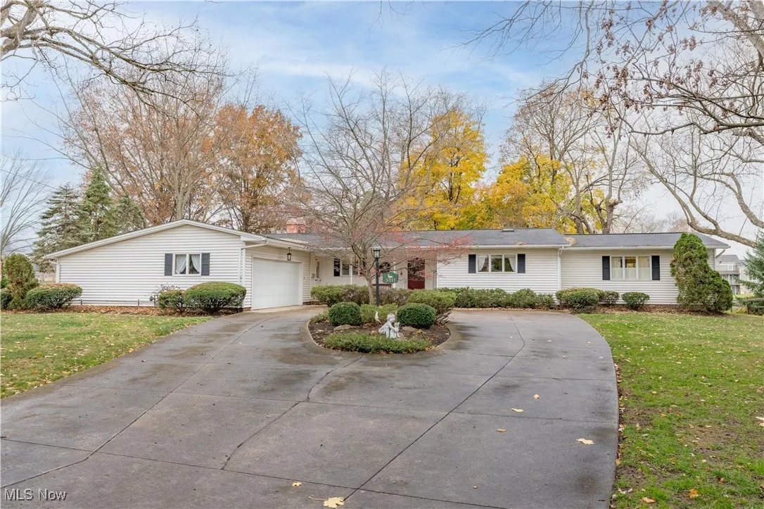 5311 Peninsula Drive, Canton, Ohio 44718,MLS Now Listing ID