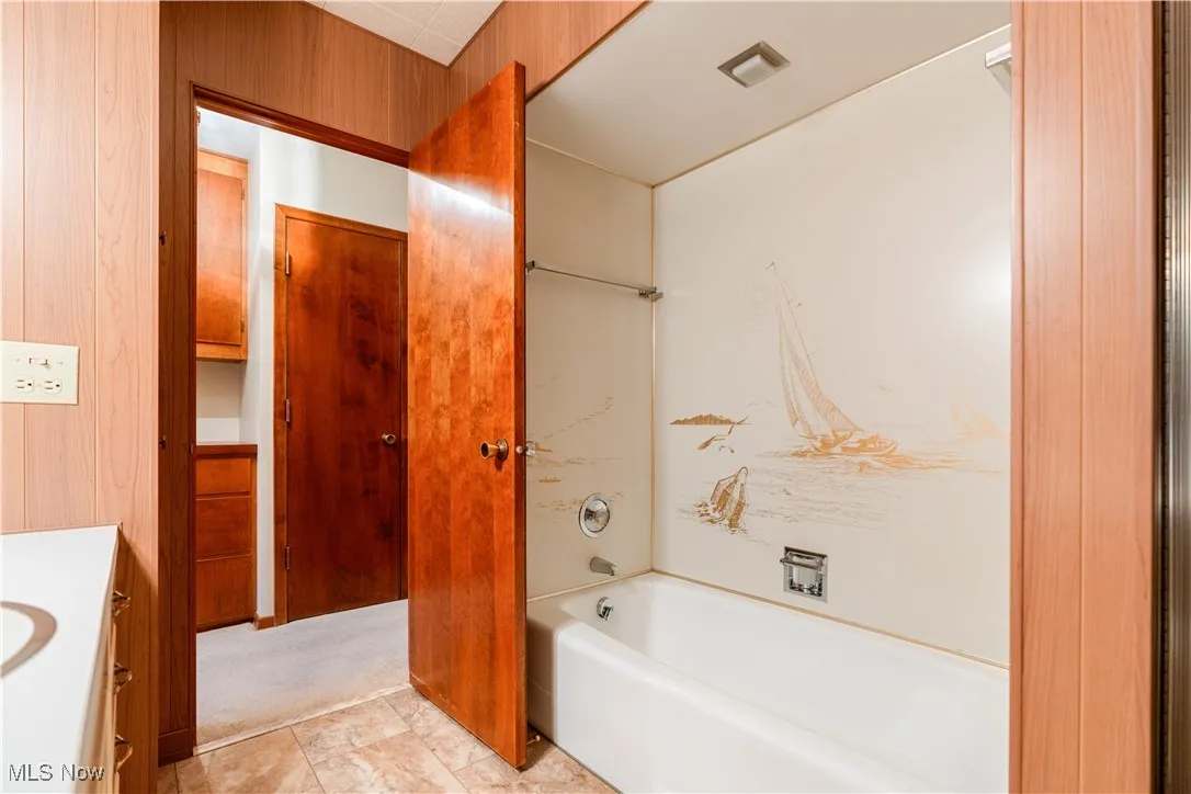 5311 Peninsula Drive, Canton, Ohio 44718,MLS Now Listing ID