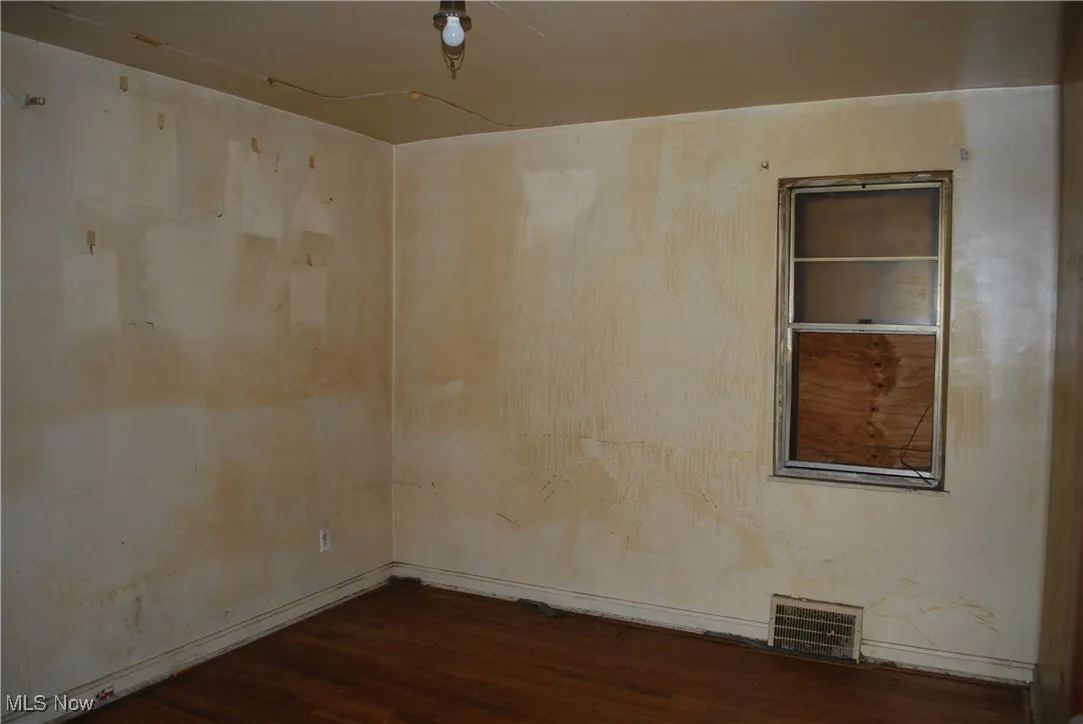 4137 E 187th Street, Cleveland, Ohio 44122,MLS Now Listing ID