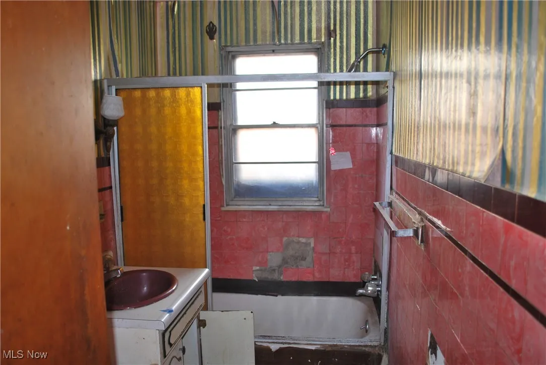 4137 E 187th Street, Cleveland, Ohio 44122,MLS Now Listing ID