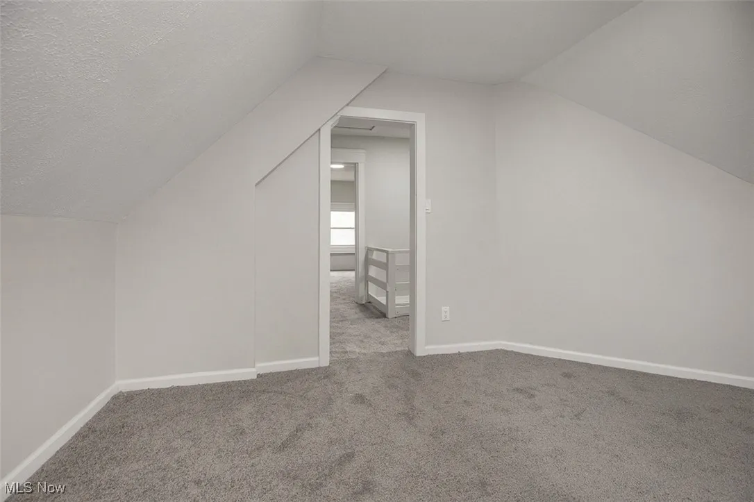 3rd floor bonus room