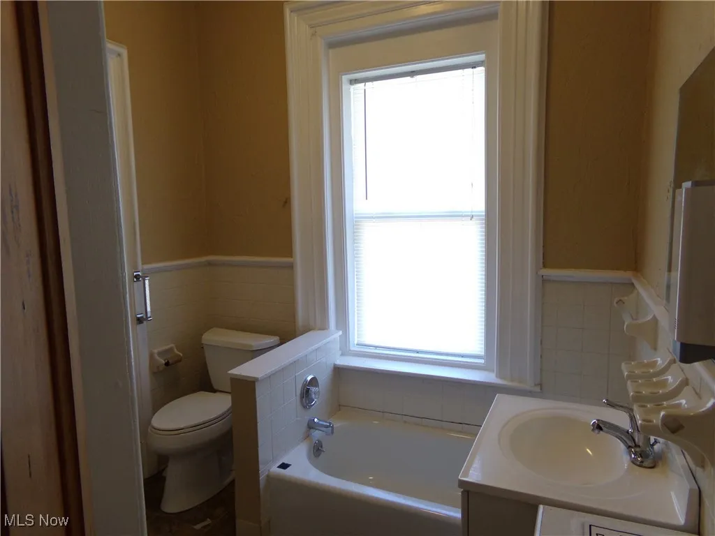 721 Lincoln Way, Massillon, Ohio 44646,MLS Now Listing ID