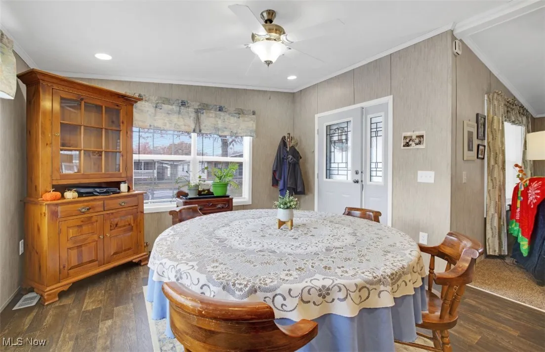 32 C Street, Navarre, Ohio 44662,MLS Now Listing ID