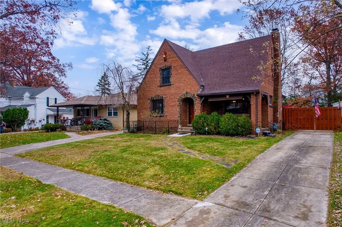 5699 Onaway Oval, Parma, Ohio 44130,MLS Now Listing ID