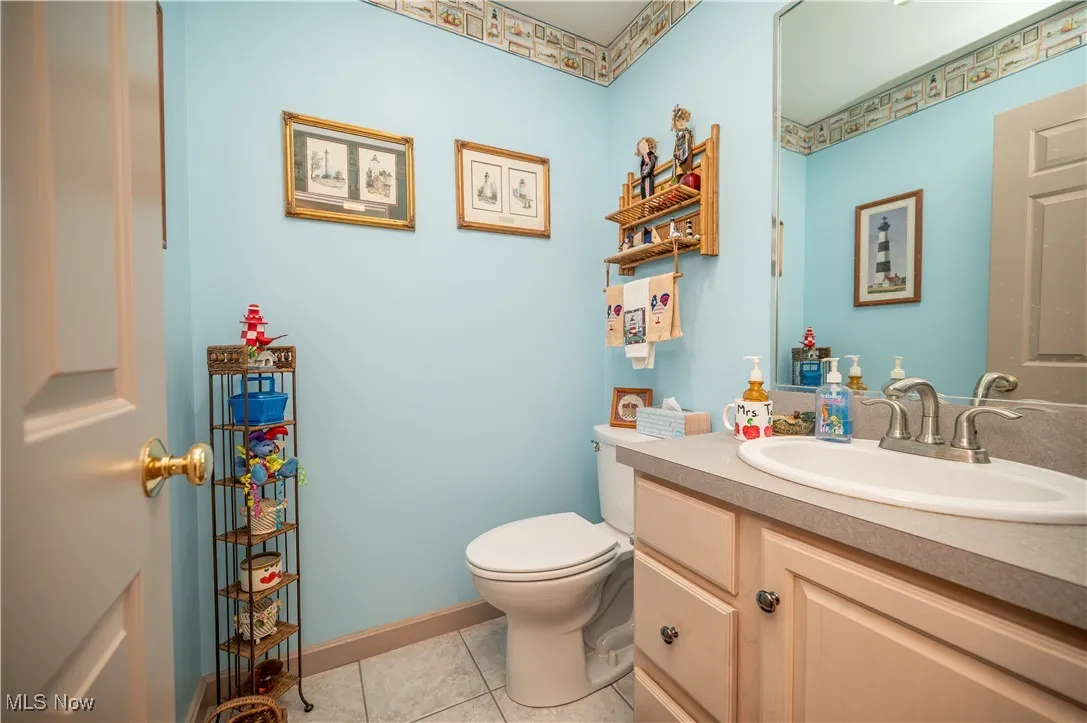 8550 Ivy Hills Drive # 15, Poland, Ohio 44514,MLS Now Listing ID