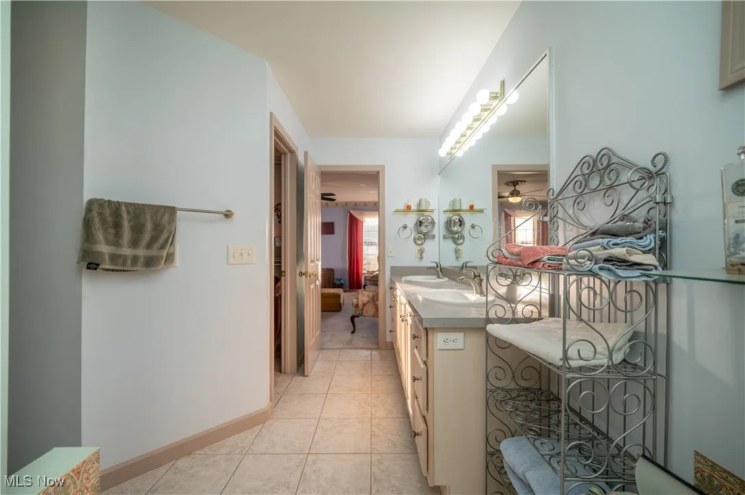 8550 Ivy Hills Drive # 15, Poland, Ohio 44514,MLS Now Listing ID