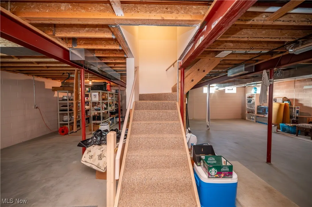 8550 Ivy Hills Drive # 15, Poland, Ohio 44514,MLS Now Listing ID