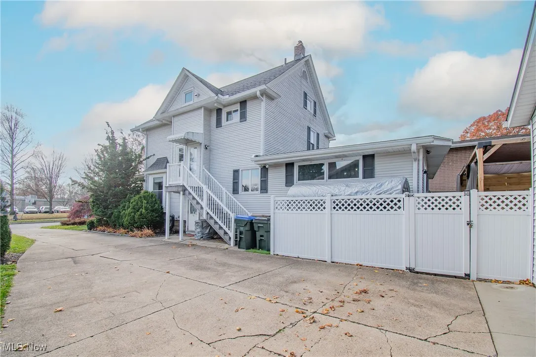 425 Broad Boulevard, Cuyahoga Falls, Ohio 44221,MLS Now Listing ID