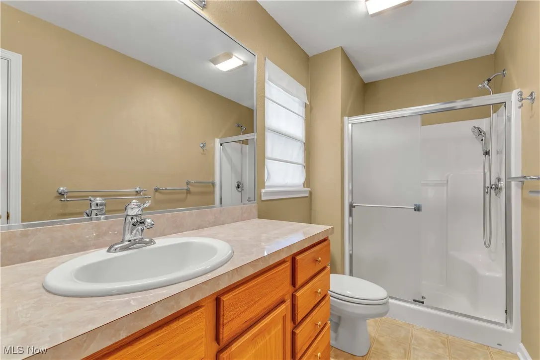 12 Danbury Court, Warren, Ohio 44481,MLS Now Listing ID