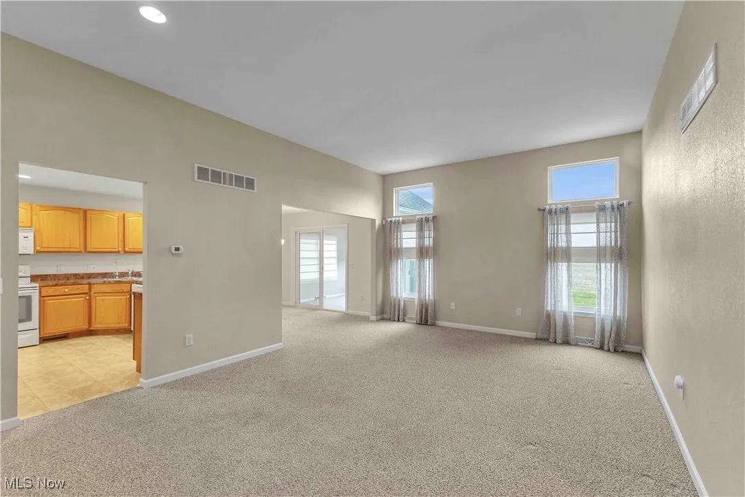 12 Danbury Court, Warren, Ohio 44481,MLS Now Listing ID